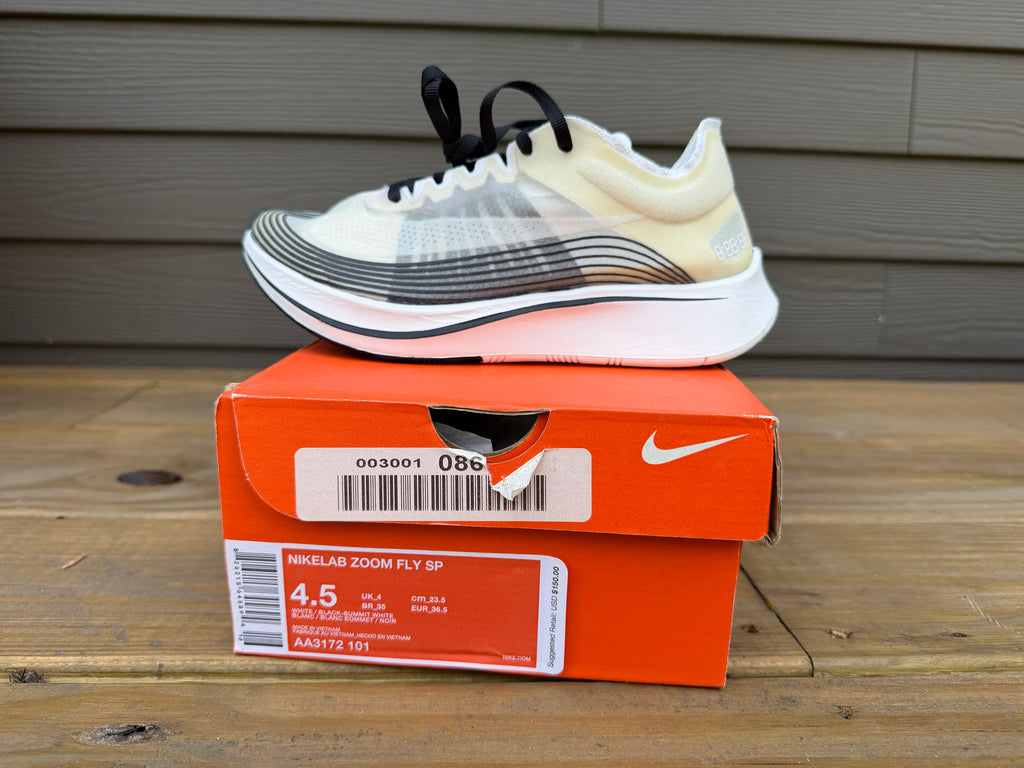 DS Nikelab Zoom Fly White Black (4.5M/6W)